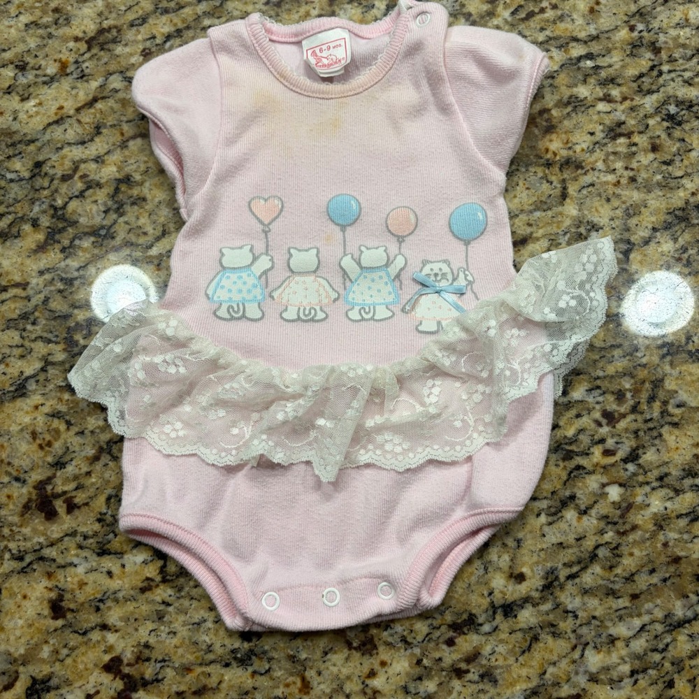 Vintage Buster Brown Pink Cat Balloon Lace Ruffle Baby Bodysuit 6-9 Months